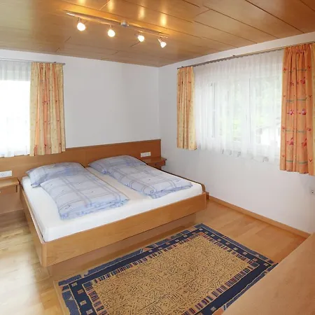 Haus Muntschnei Apartment Sankt Gallenkirch Room photo